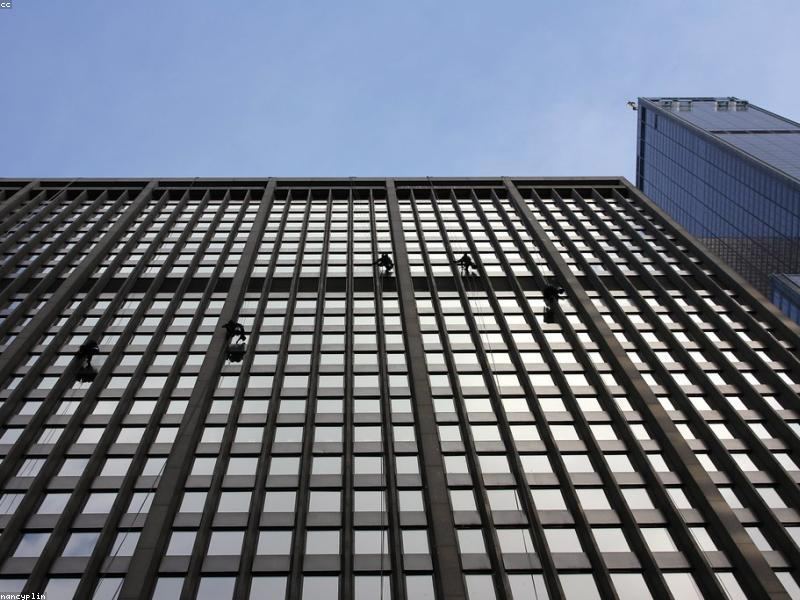 Intervención vertical en edificio de Mallorca sin necesidad de andamios: técnica de acceso por cuerdas